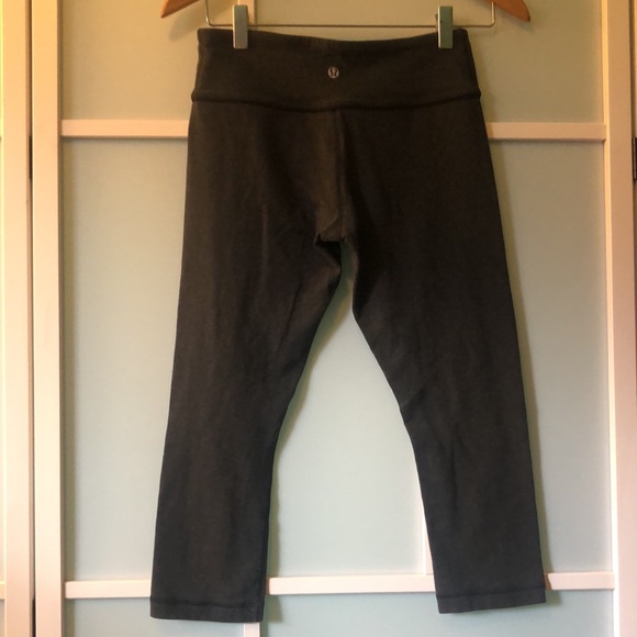 Lululemon cropped pants - Picture 4 of 6
